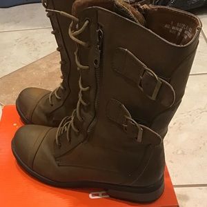 Rouge Combat Boots - Tan